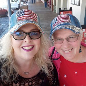 Meet your Posher, Heidi